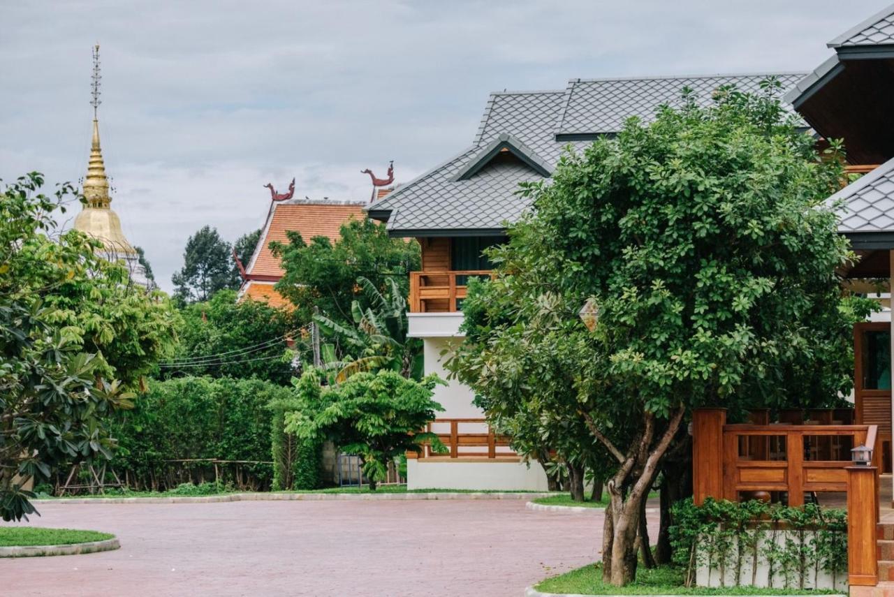 Huen Him Kong Hotel Phrae Esterno foto