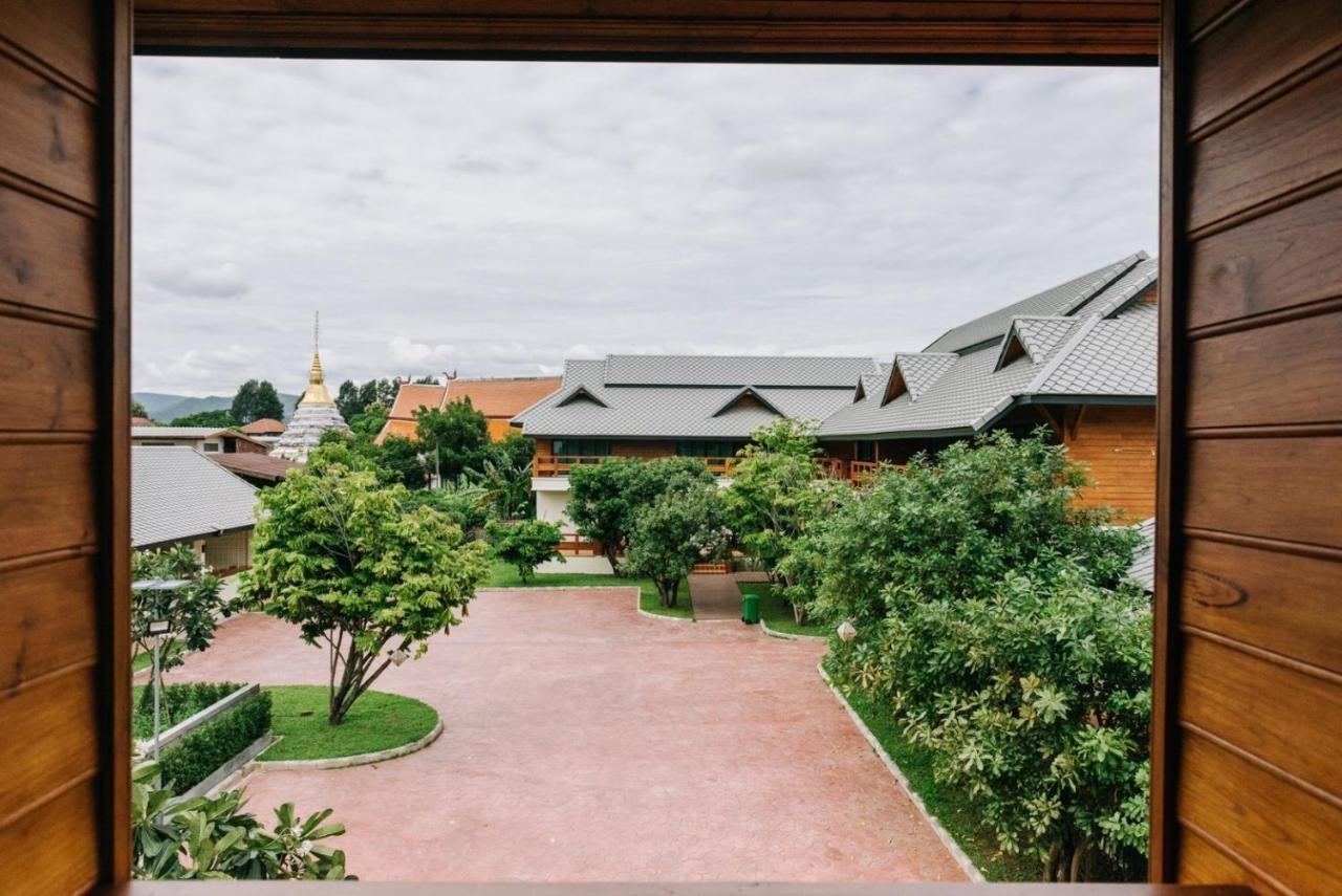 Huen Him Kong Hotel Phrae Esterno foto
